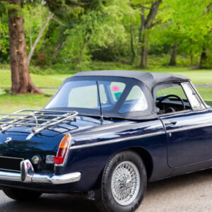 MG MG-B & MG-C soft top, produced in Haartz Colonial Vinyl and comes with 3 plastic heat sealed windows
