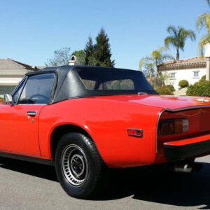 Jensen Healy soft top, produced in Haartz Colonial Vinyl and comes with one heat sealed window