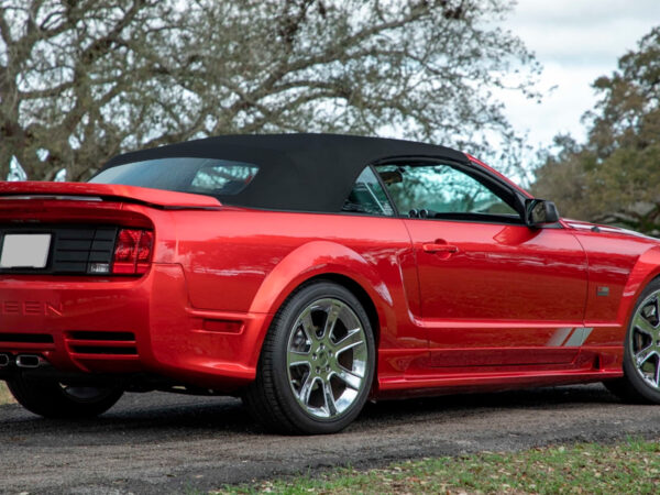 Ford Mustang soft top, produced in Haartz Sailcloth and comes with heated hard glass and rain guards